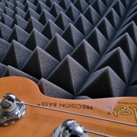 Akustický pěnový panel